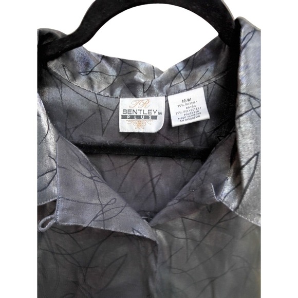 Vintage TR Bentley Plus Silver Blouse Size 16w Button Up Shiny - Picture 3 of 8